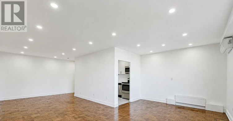 401-2500 Bathurst Street, Toronto, ON, M6B 2Y8 - 11