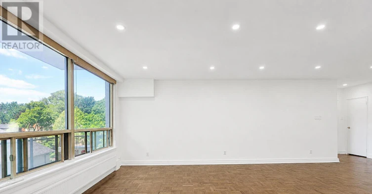 401-2500 Bathurst Street, Toronto, ON, M6B 2Y8 - 12