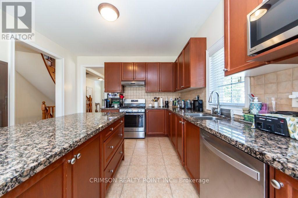 2304 Canterbury Crescent, Pickering, ON, L1X 0A6 - 20