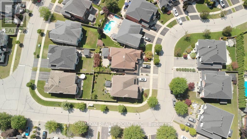 2304 Canterbury Crescent, Pickering, ON, L1X 0A6 - 43