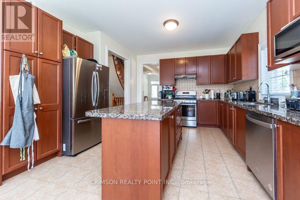 2304 Canterbury Crescent, Pickering, ON, L1X 0A6 - 19