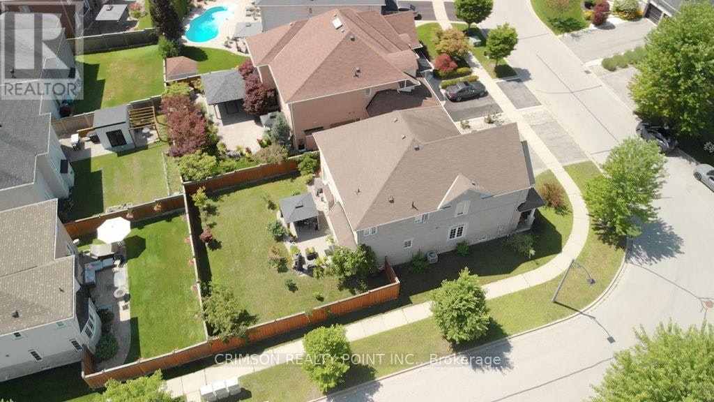 2304 Canterbury Crescent, Pickering, ON, L1X 0A6 - 45