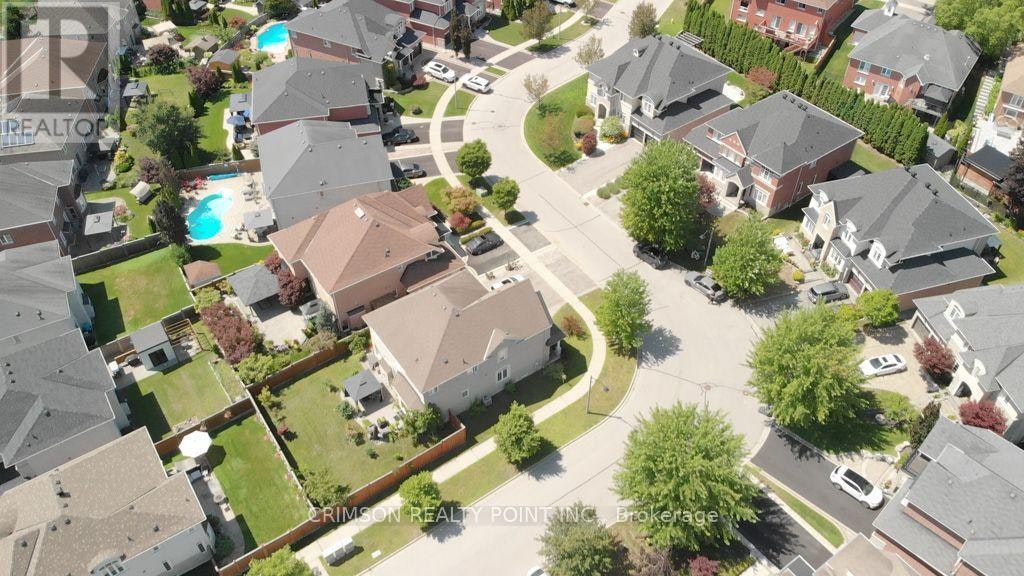 2304 Canterbury Crescent, Pickering, ON, L1X 0A6 - 44