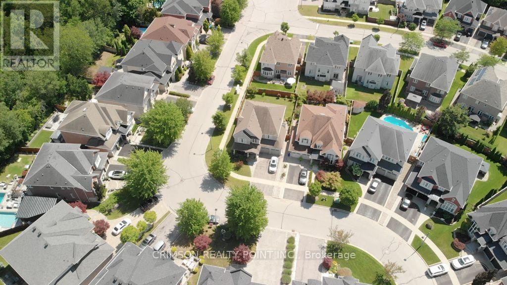 2304 Canterbury Crescent, Pickering, ON, L1X 0A6 - 50