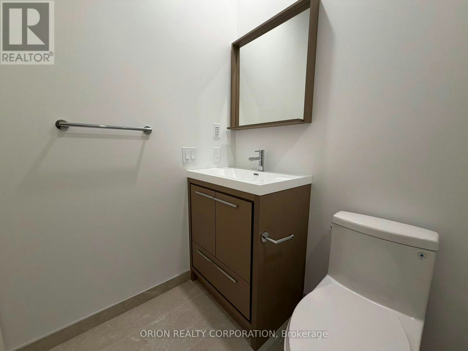 906-5 Meadowdale Road, Toronto, ON, L4K 0C7 - 9