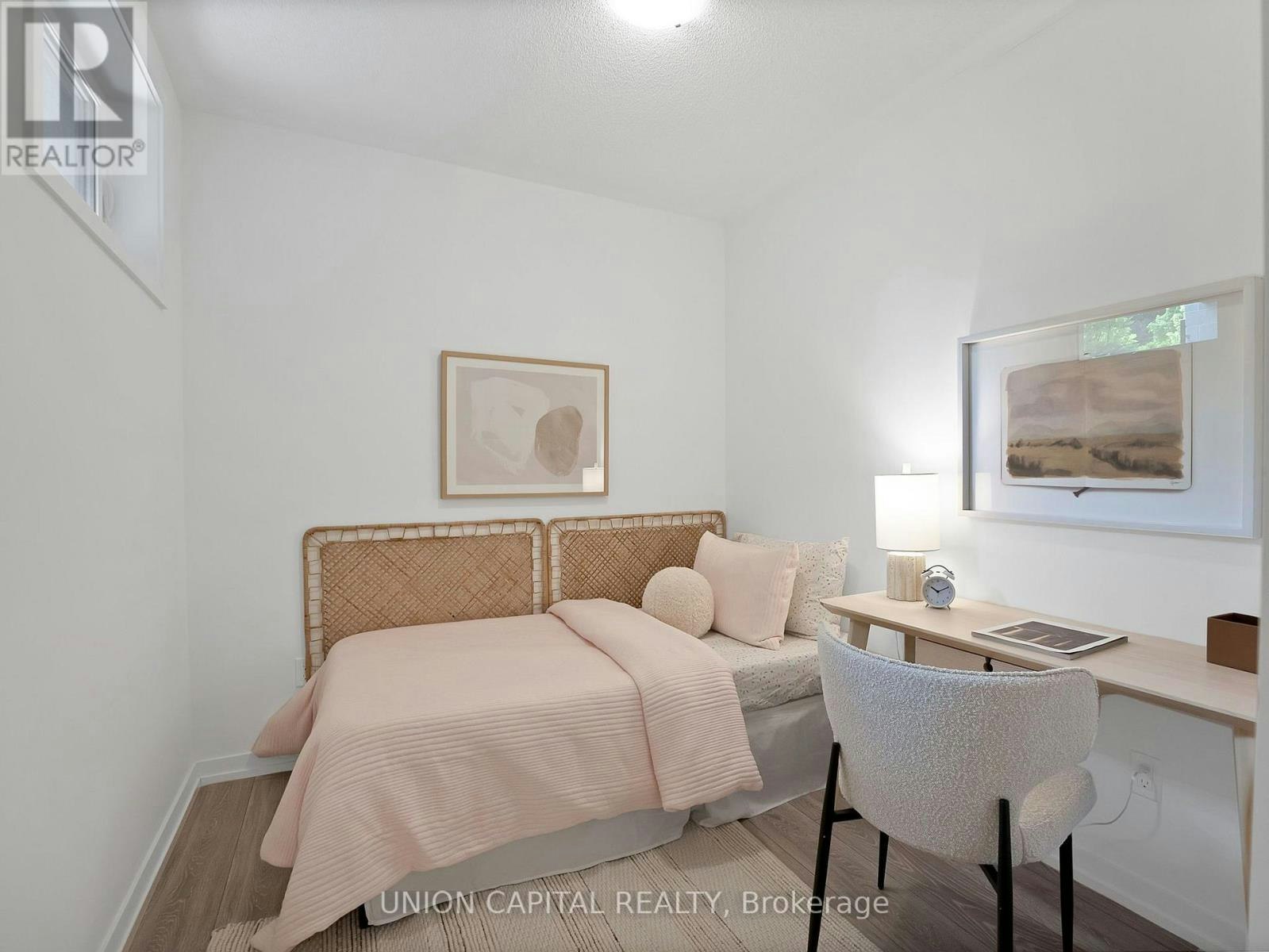 6-26 Lytham Green Circle, Newmarket, ON, L3Y 0H5 - 15