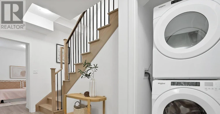 6-26 Lytham Green Circle, Newmarket, ON, L3Y 0H5 - 10