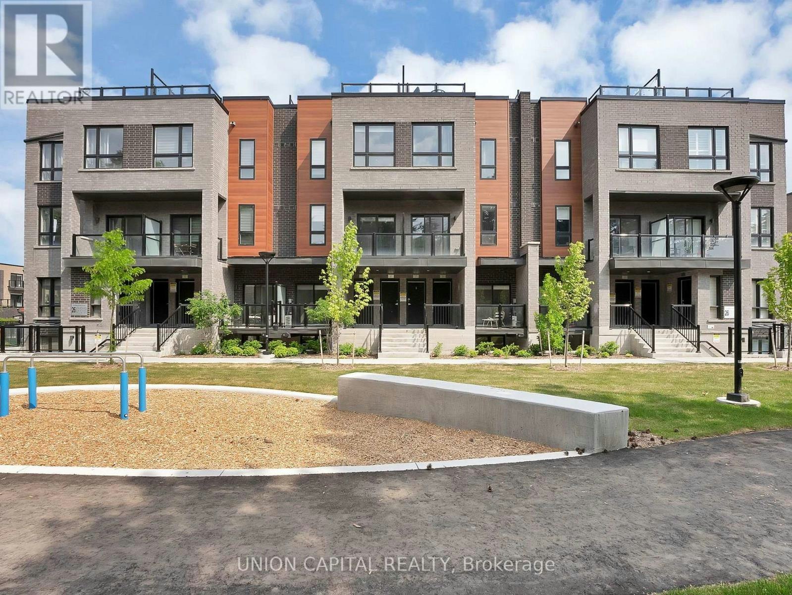 6-26 Lytham Green Circle, Newmarket, ON, L3Y 0H5 - 20