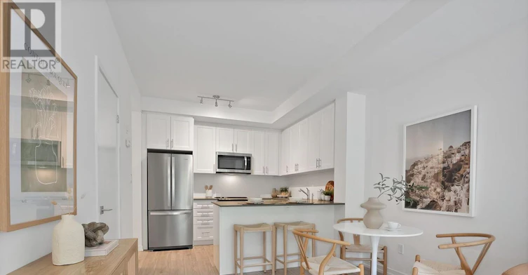 6-26 Lytham Green Circle, Newmarket, ON, L3Y 0H5 - 5