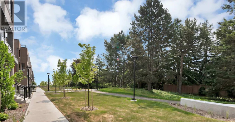 6-26 Lytham Green Circle, Newmarket, ON, L3Y 0H5 - 18