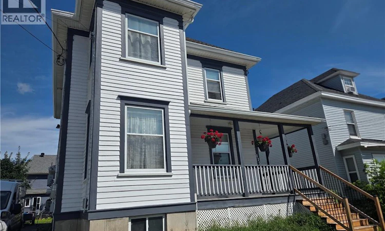 135 Dufferin