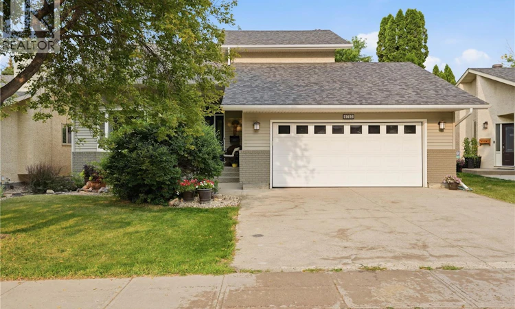 6723 Maple Ridge Drive