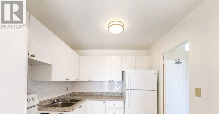 1002-1665 Bloor Street E, Mississauga, ON, L4X 1S4 - 4