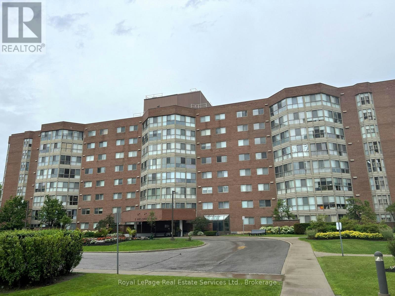611-5 Weldrick Road W, Richmond Hill, ON, L4C 8S9