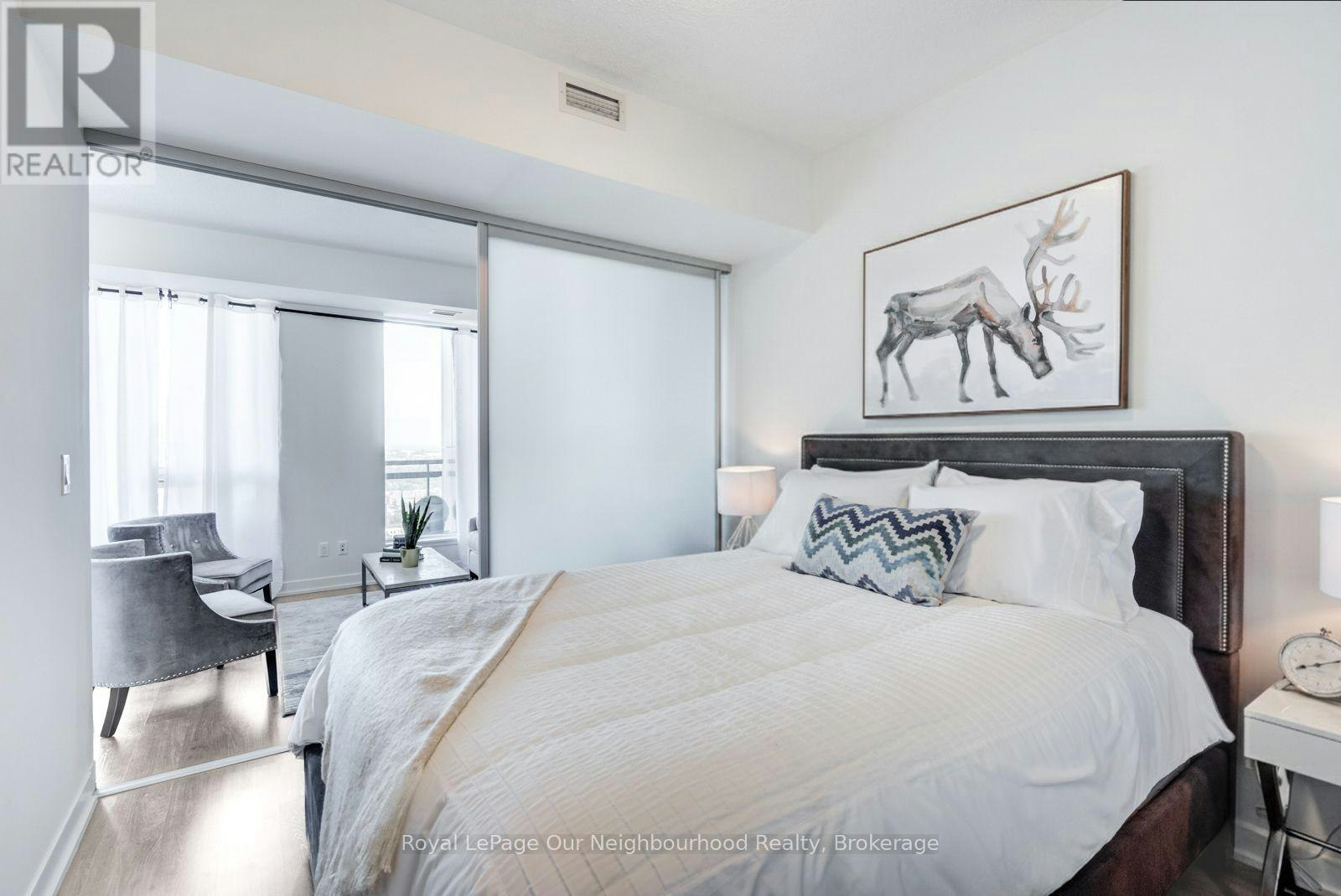2312-225 Sackville Street, Toronto, ON, M5A 3H1 - 10