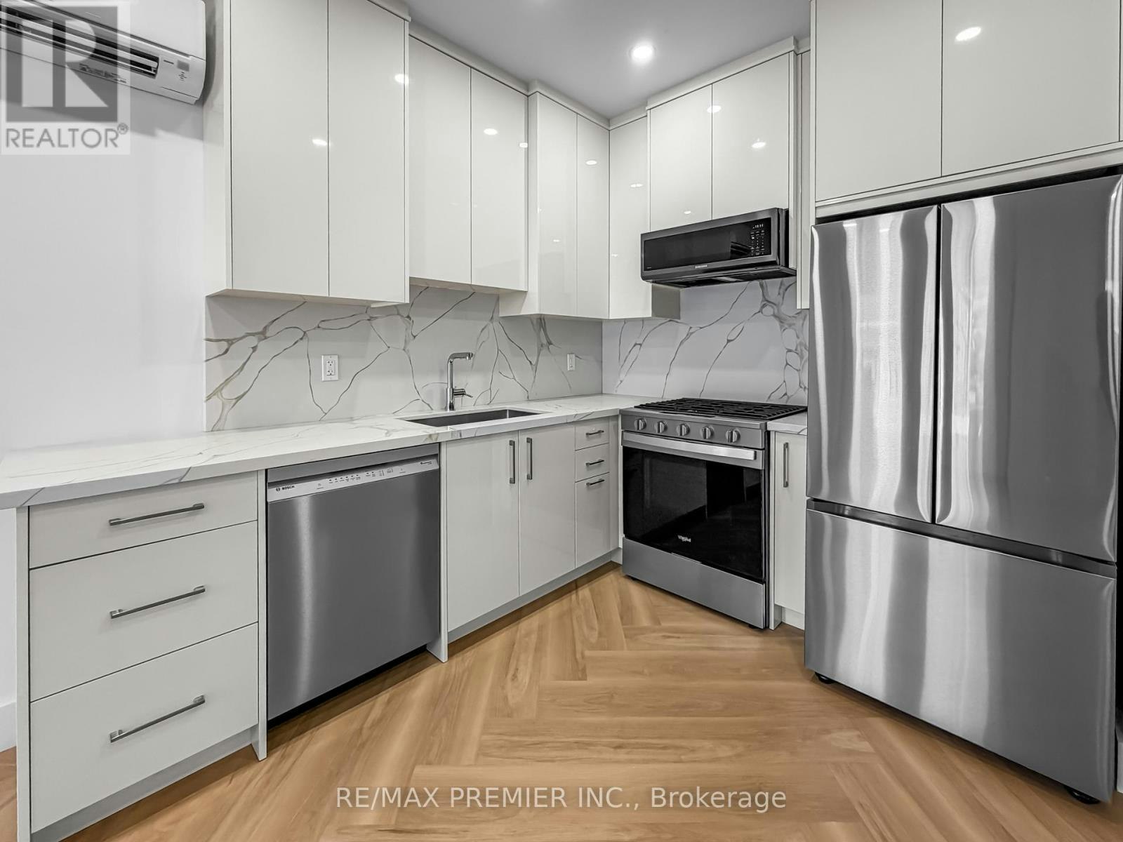 GARDEN SUITE-755 Dufferin Street, Toronto, ON, M6H 3K5 - 3