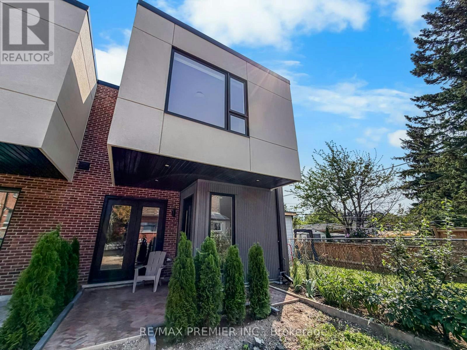 GARDEN SUITE-755 Dufferin Street, Toronto, ON, M6H 3K5