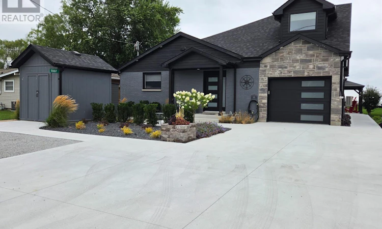 1007 Lakeshore Park