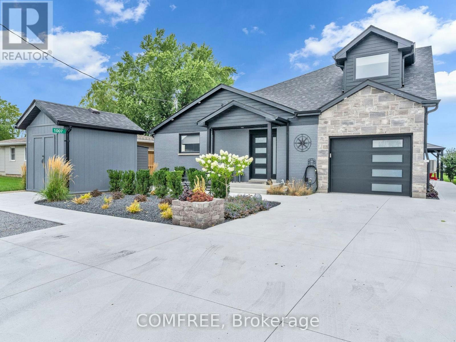 1007 Lakeshore Park, Lakeshore, ON, N8L 0G3