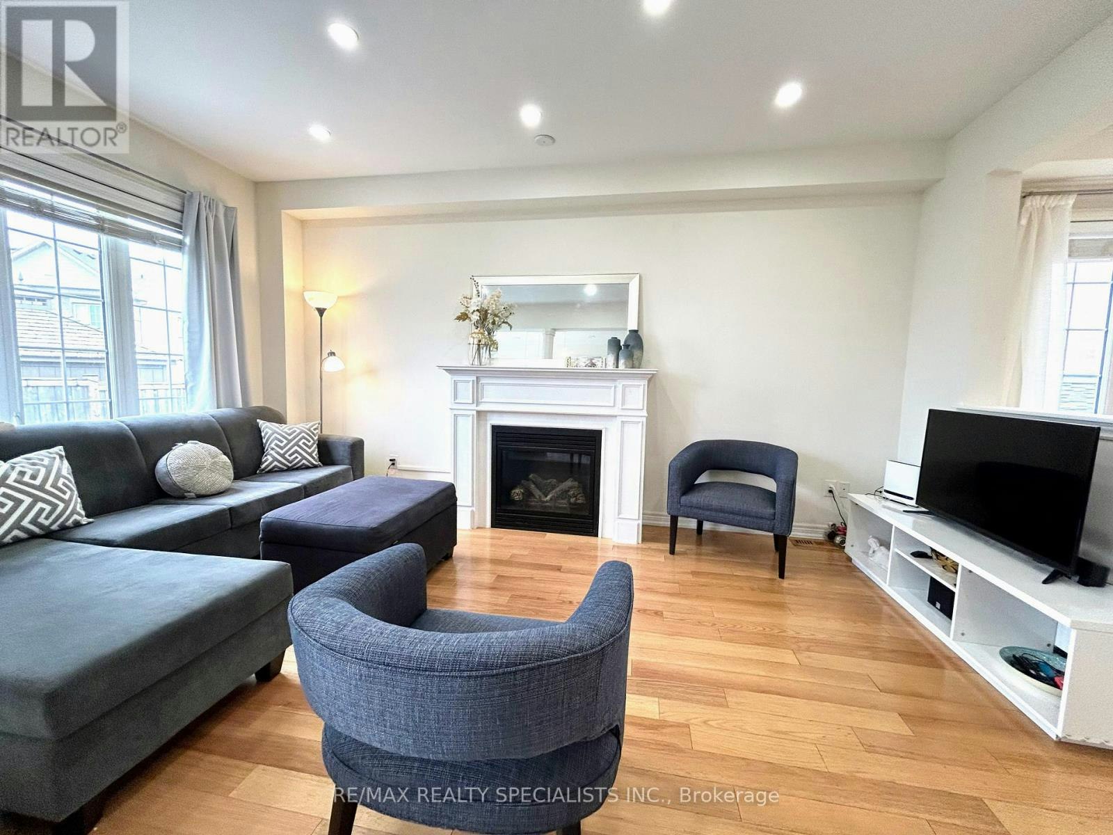 55 Dufay Road, Brampton, ON, L7A 4A2 - 8