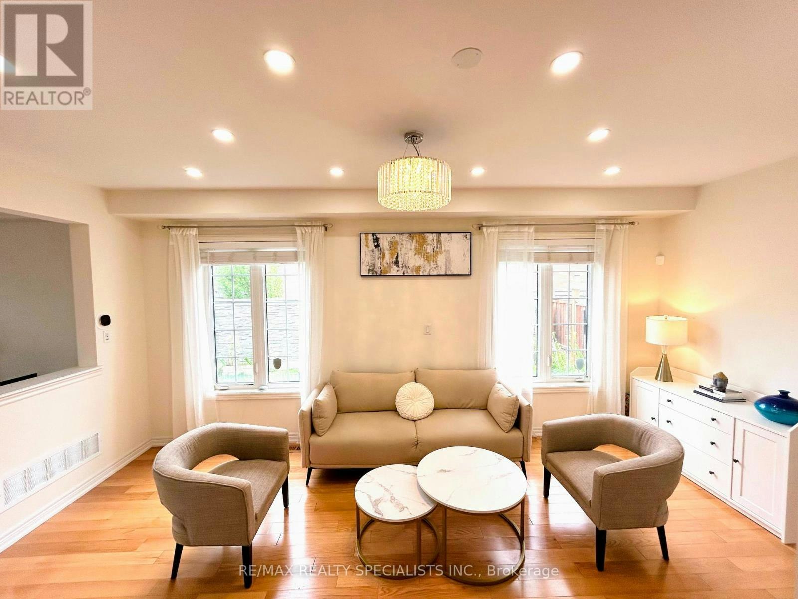 55 Dufay Road, Brampton, ON, L7A 4A2 - 4