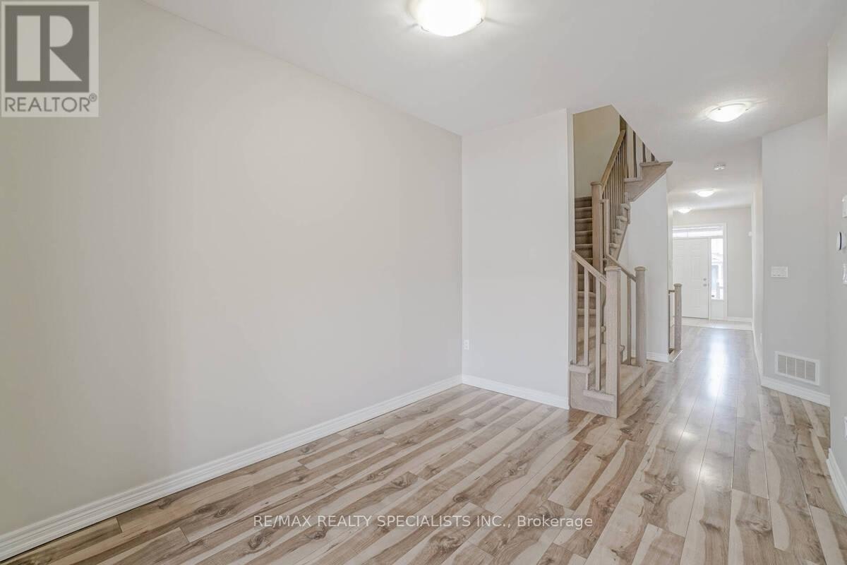 70 Bradbury Road, Hamilton, ON, L8J 2V7 - 6
