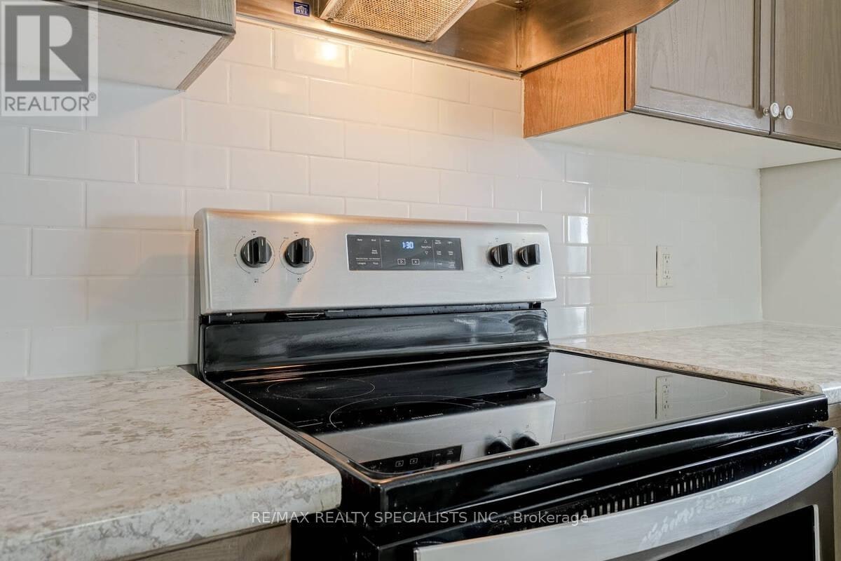 70 Bradbury Road, Hamilton, ON, L8J 2V7 - 10