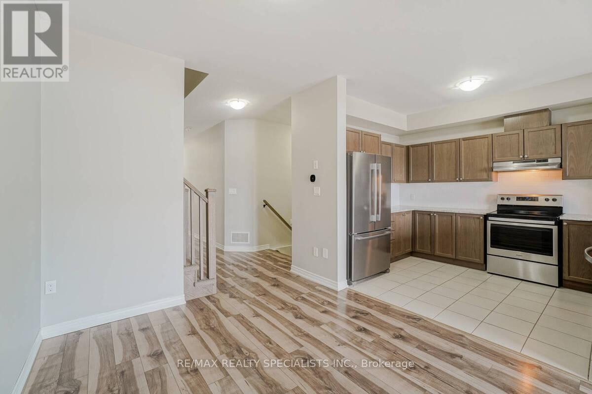 70 Bradbury Road, Hamilton, ON, L8J 2V7 - 7