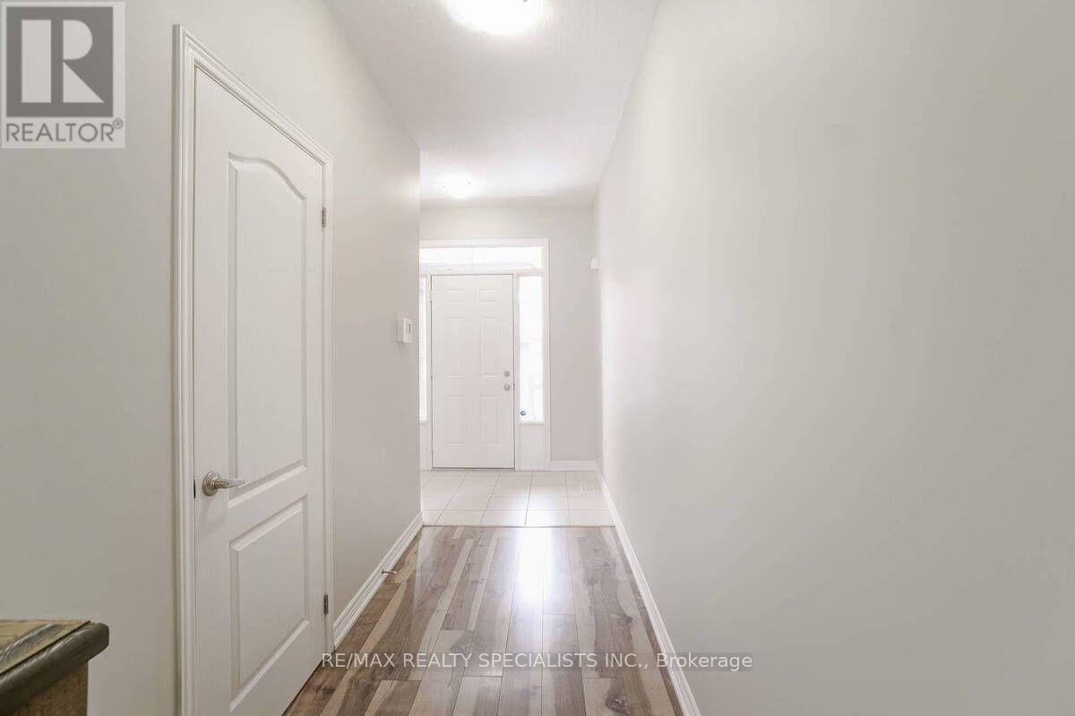 70 Bradbury Road, Hamilton, ON, L8J 2V7 - 5