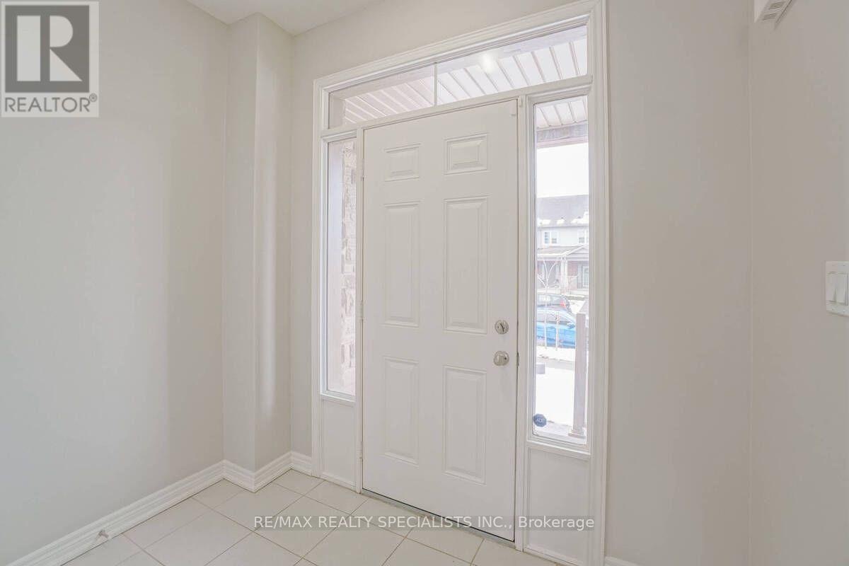 70 Bradbury Road, Hamilton, ON, L8J 2V7 - 4