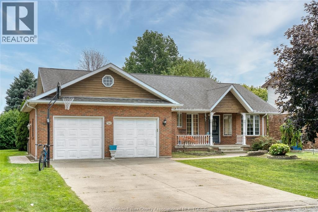 54 Shawnee Court, Leamington, ON, N8H 5A9