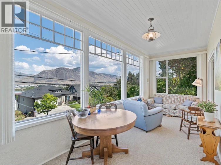 219 W St Paul Street, Kamloops, BC, V2C 1G2 - 5