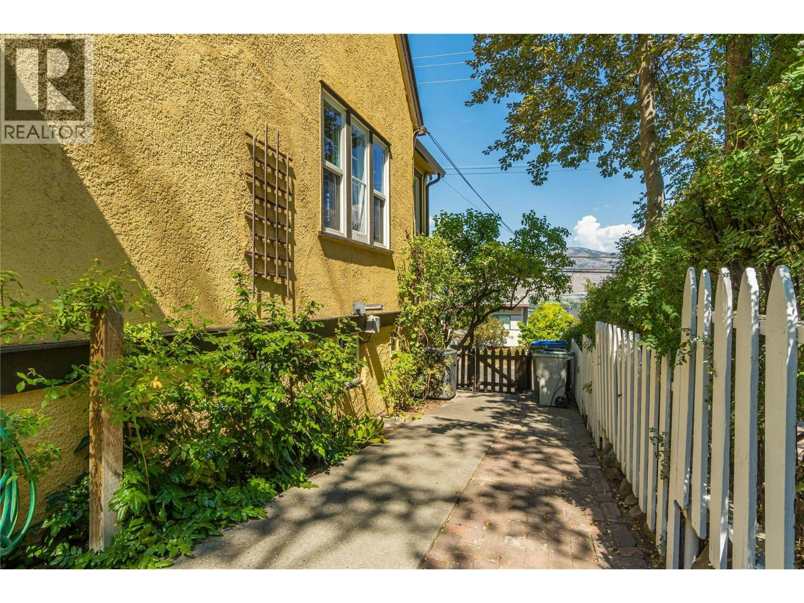219 W St Paul Street, Kamloops, BC, V2C 1G2 - 49