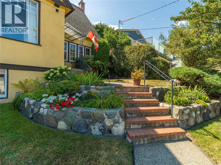 219 W St Paul Street, Kamloops, BC, V2C 1G2 - 40