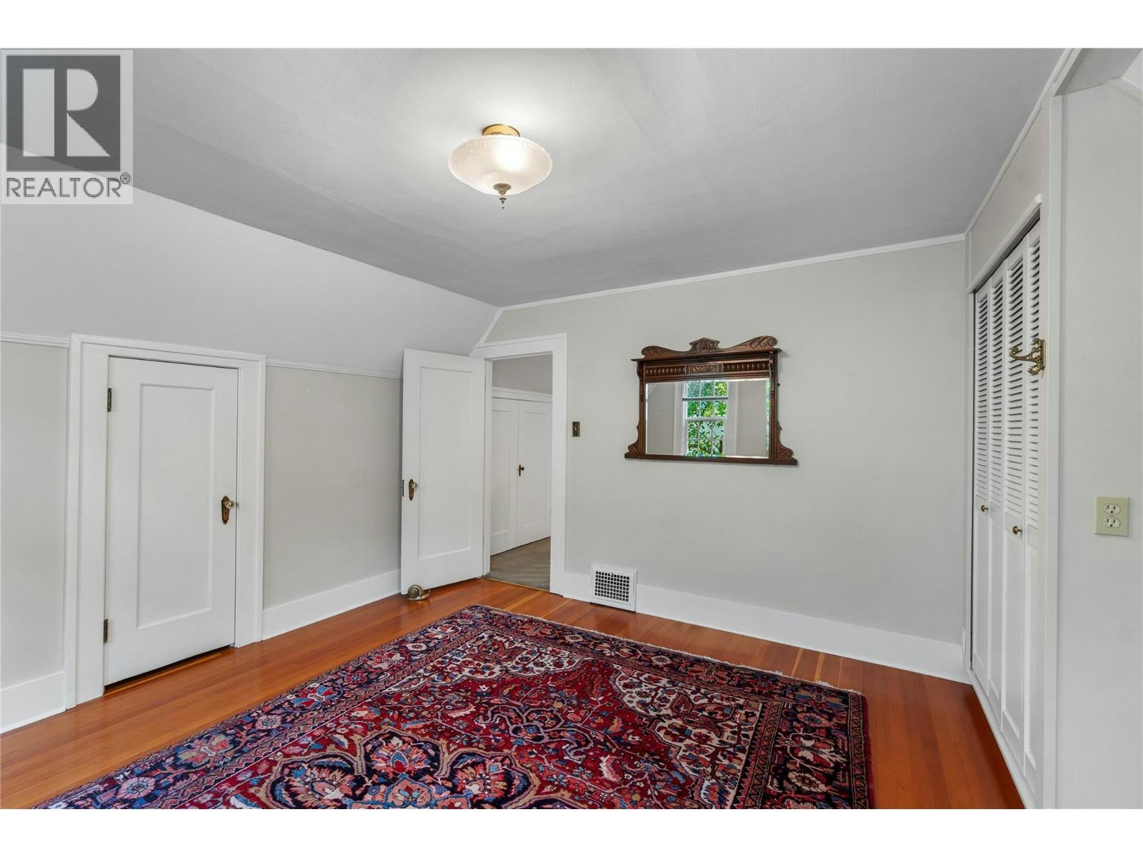 219 W St Paul Street, Kamloops, BC, V2C 1G2 - 23