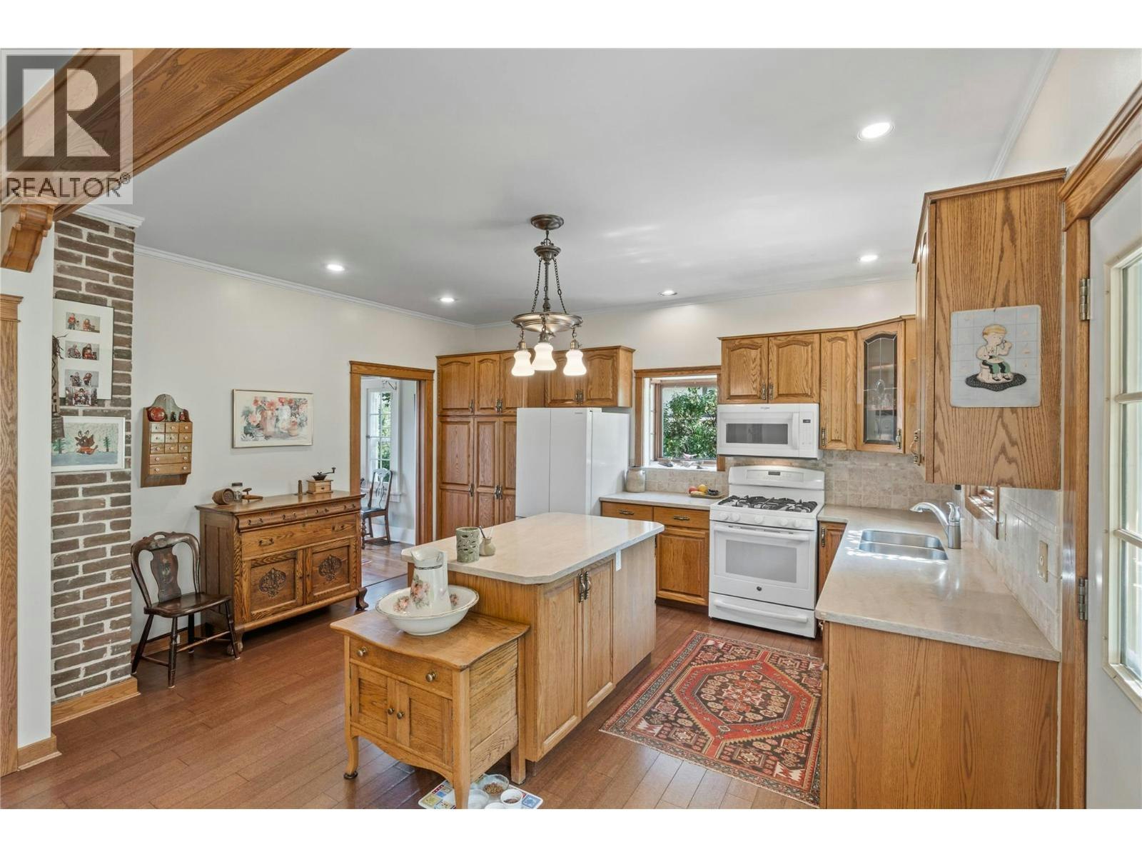 219 W St Paul Street, Kamloops, BC, V2C 1G2 - 12