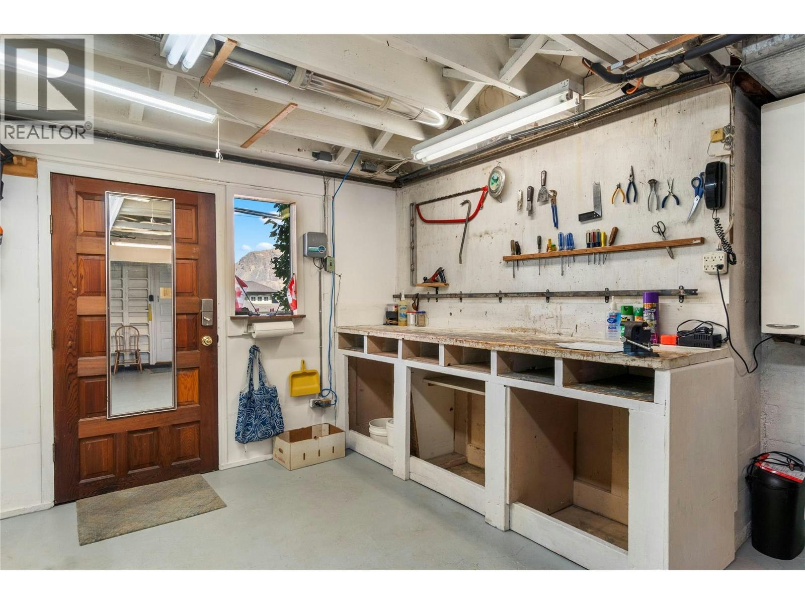 219 W St Paul Street, Kamloops, BC, V2C 1G2 - 29