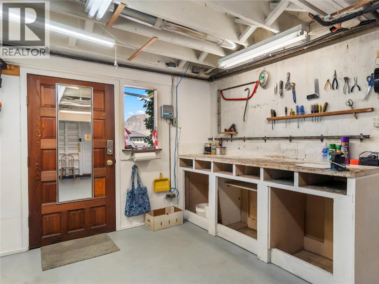 219 W St Paul Street, Kamloops, BC, V2C 1G2 - 29