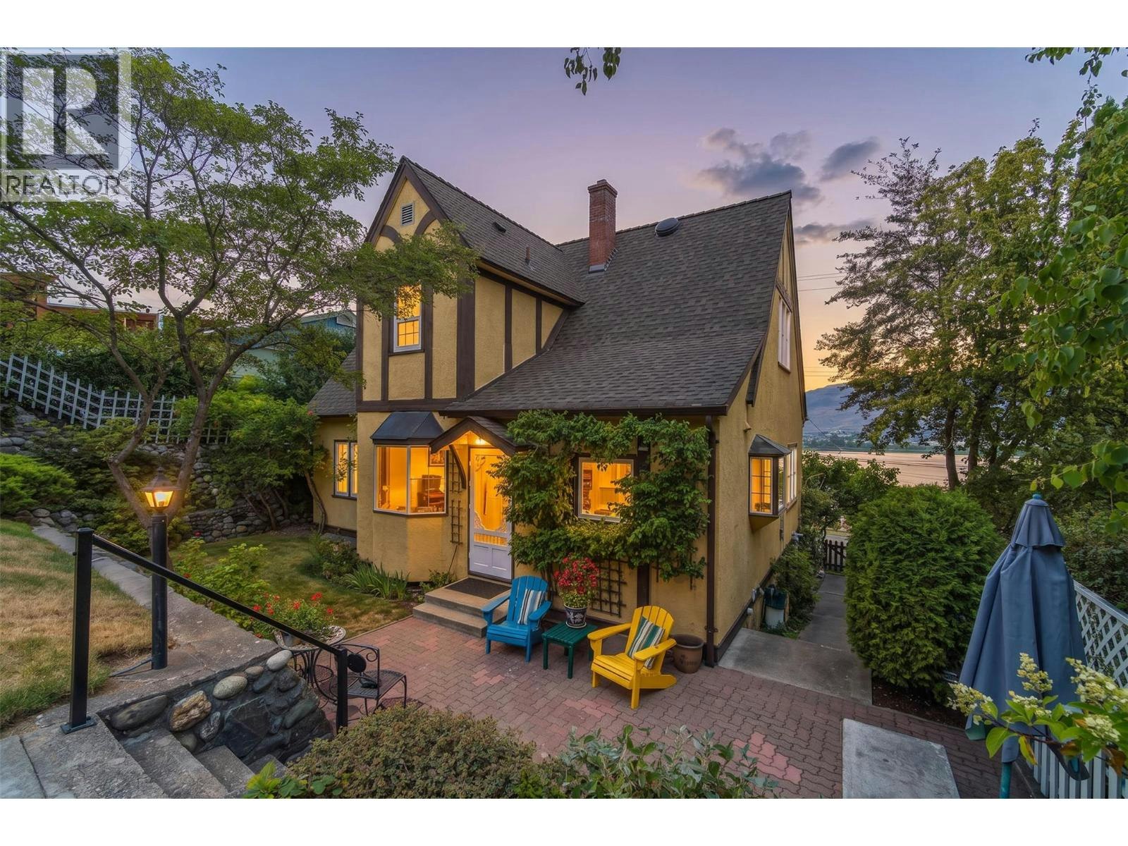 219 W St Paul Street - 3