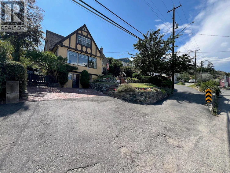 219 W St Paul Street, Kamloops, BC, V2C 1G2 - 42