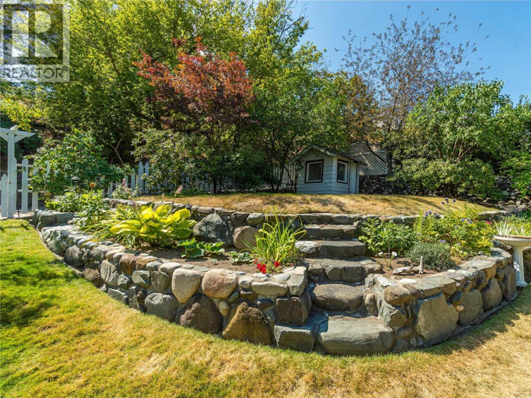 219 W St Paul Street, Kamloops, BC, V2C 1G2 - 33