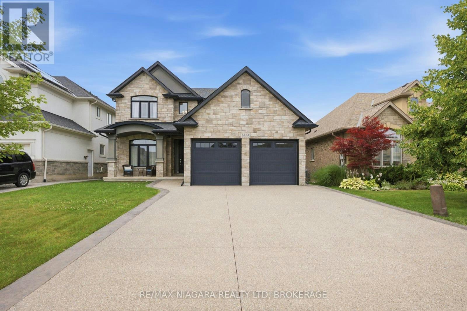 9305 Eagle Ridge Drive, Niagara Falls, ON, L2H 0G4
