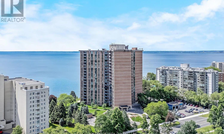 1906-5250 Lakeshore Road