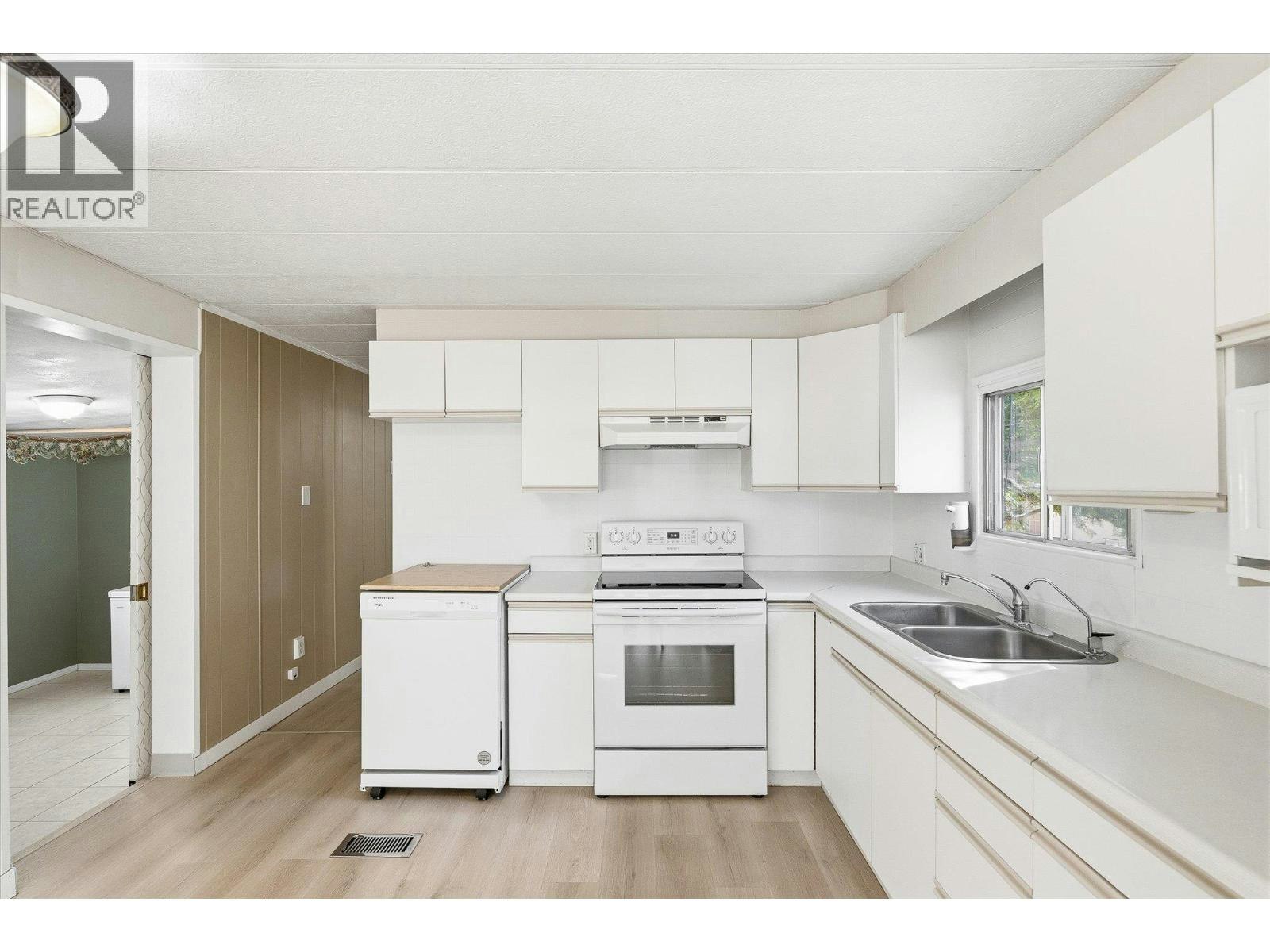 87-1929 S 97 Highway, Westbank, BC, V1Z 2Z1 - 11