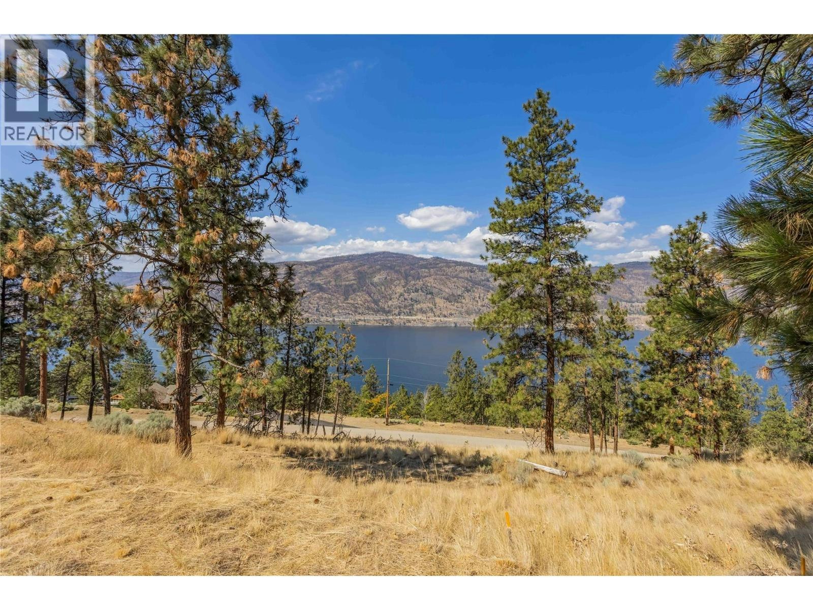 2393 Arthur Court, Kelowna, BC, V1V 2S7