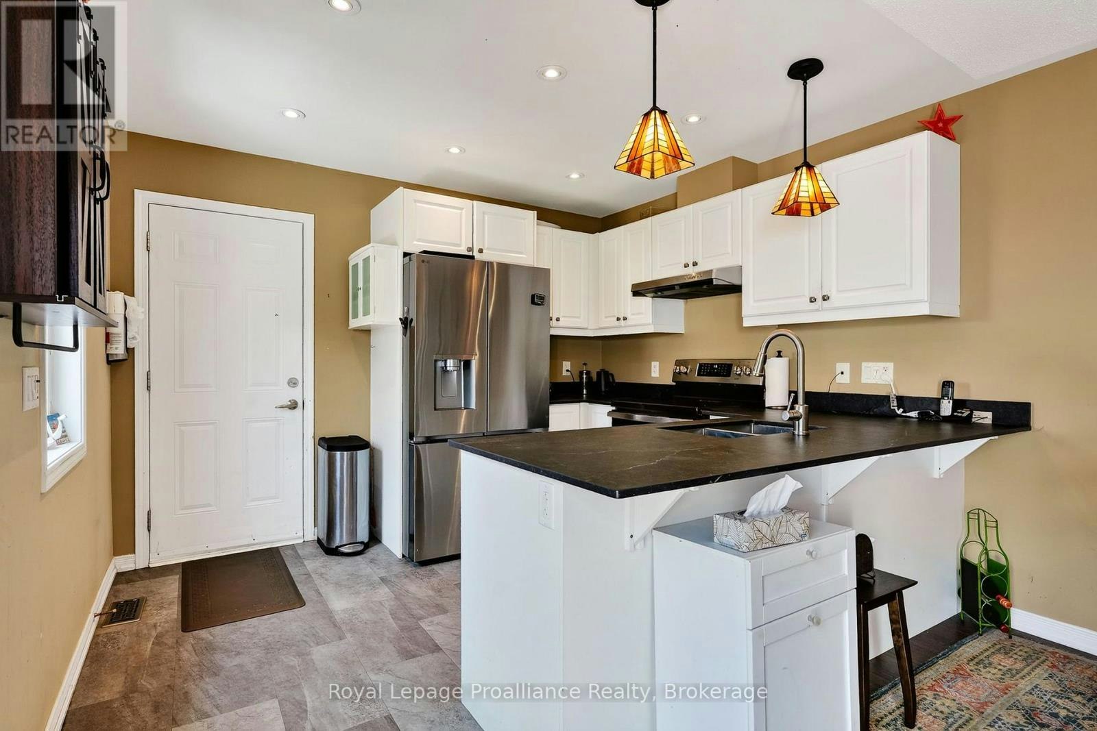 835 Charles Wilson Parkway, Cobourg, ON, K9A 0H2 - 9