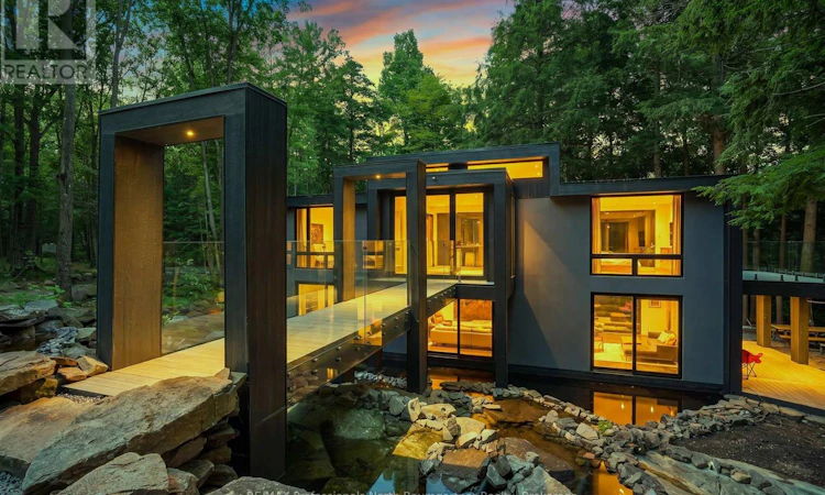 1433 Buckslide Road