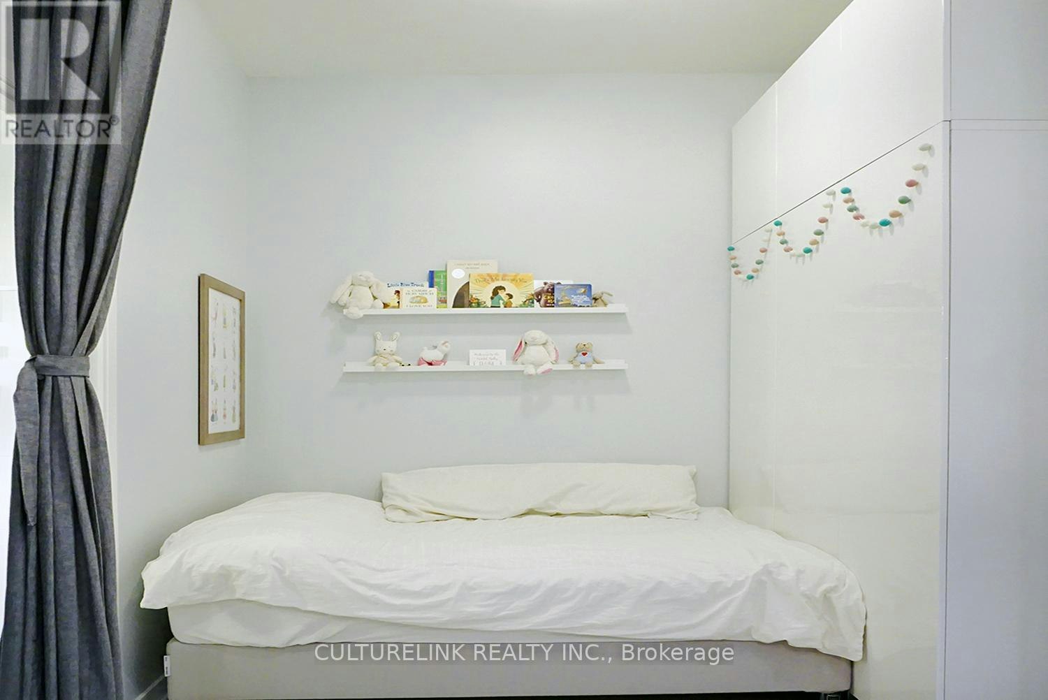 TH11-33 Singer Court, Toronto, ON, M2K 0B4 - 8