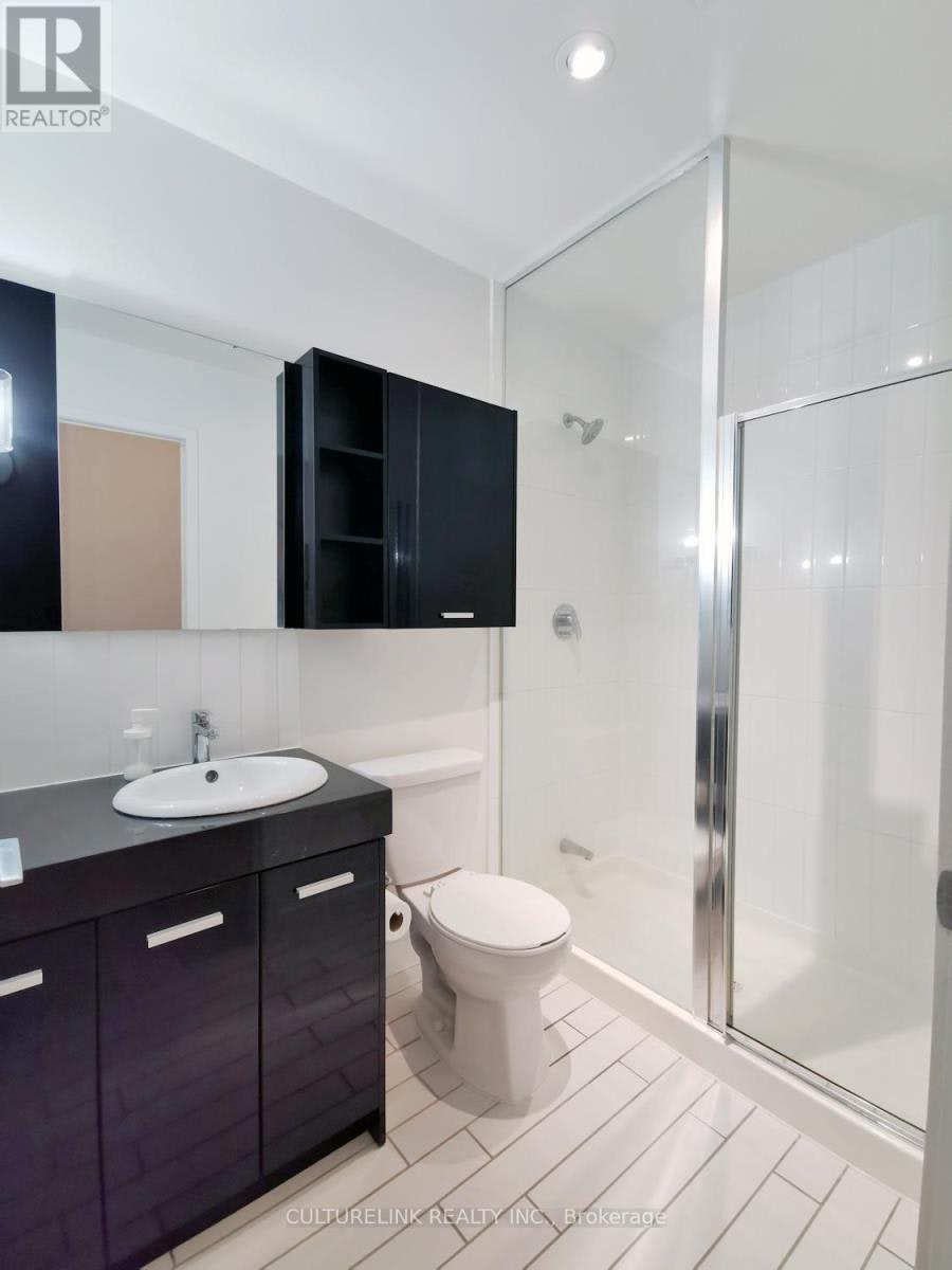 TH11-33 Singer Court, Toronto, ON, M2K 0B4 - 11