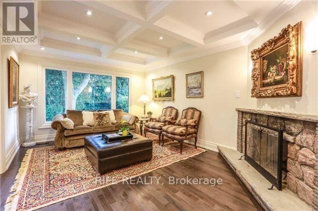 9 Gatehead Road, Toronto, ON, M2J 2P4 - 11